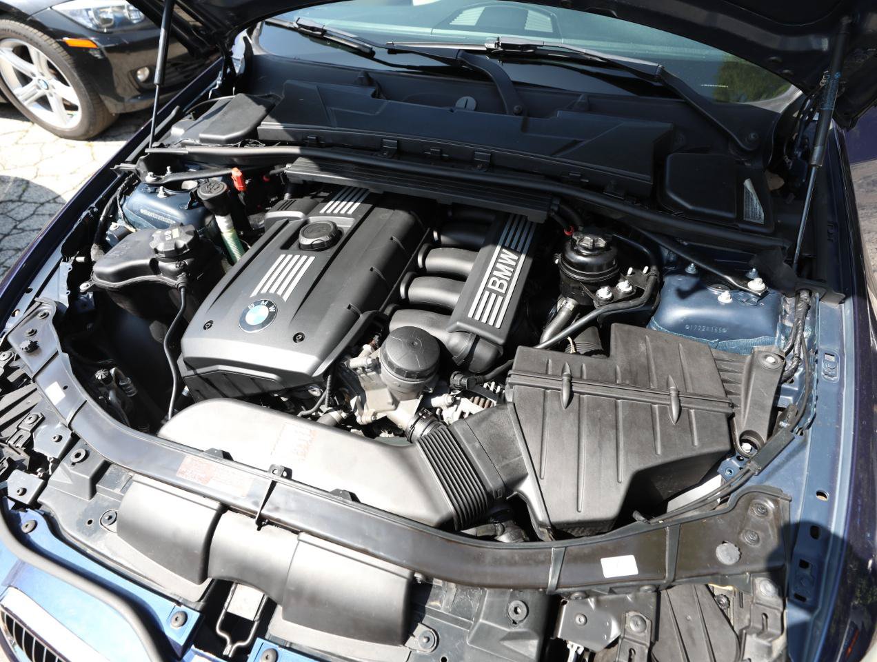 Used 2012 BMW 328i Convertible RWD image 29