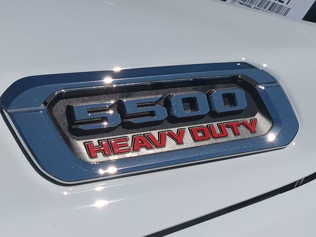 New 2024 RAM 5500 Tradesman AWD/4WD image 21