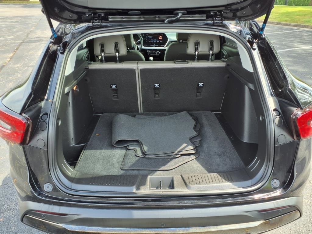 Certified 2025 Chevrolet Trax ACTIV w/ Sunroof Package image 30