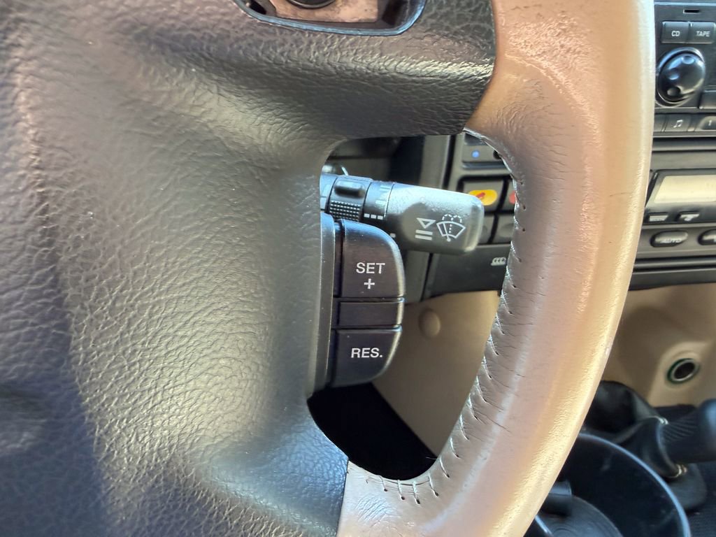 Used 2004 Land Rover Discovery SE image 19