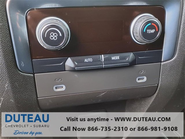 Used 2022 Chevrolet Suburban RST image 9