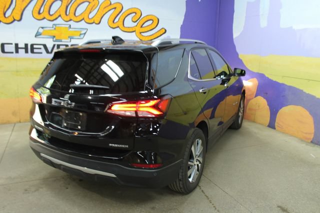 Used 2024 Chevrolet Equinox Premier FWD image 8