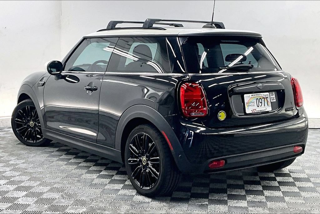 Used 2024 MINI Cooper SE FWD image 10