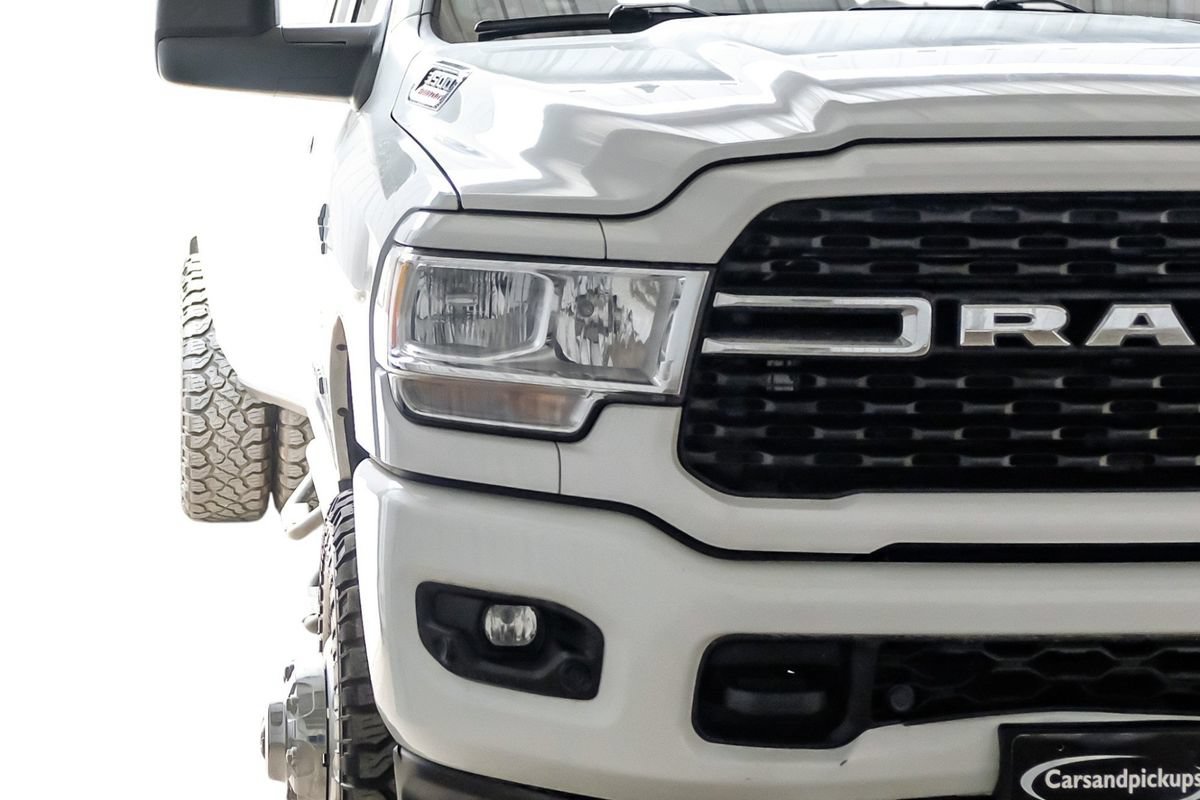 Used 2024 RAM 3500 Lone Star w/ Sport Appearance Package AWD/4WD image 39