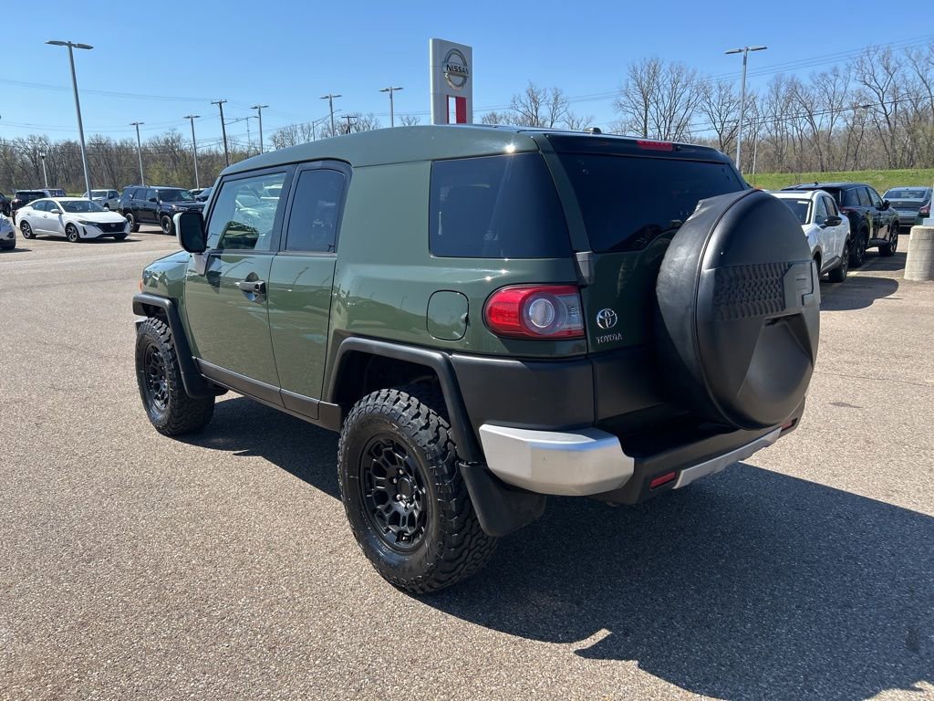 Used 2013 Toyota FJ Cruiser 4WD w/ Convenience Pkg image 5