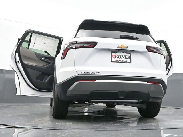 New 2026 Chevrolet Equinox LT w/ Convenience Package II image 69