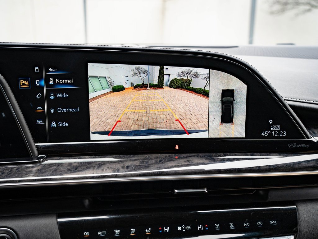 Used 2021 Cadillac Escalade ESV Premium Luxury image 37