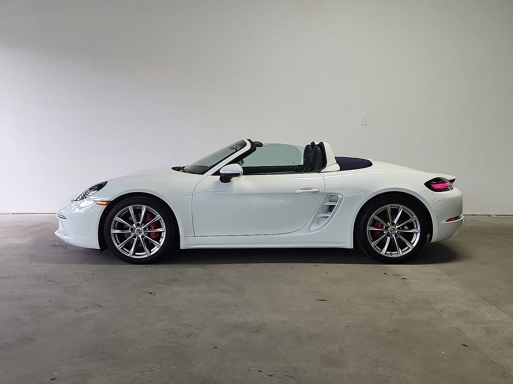 Certified 2024 Porsche 718 Boxster S RWD image 2