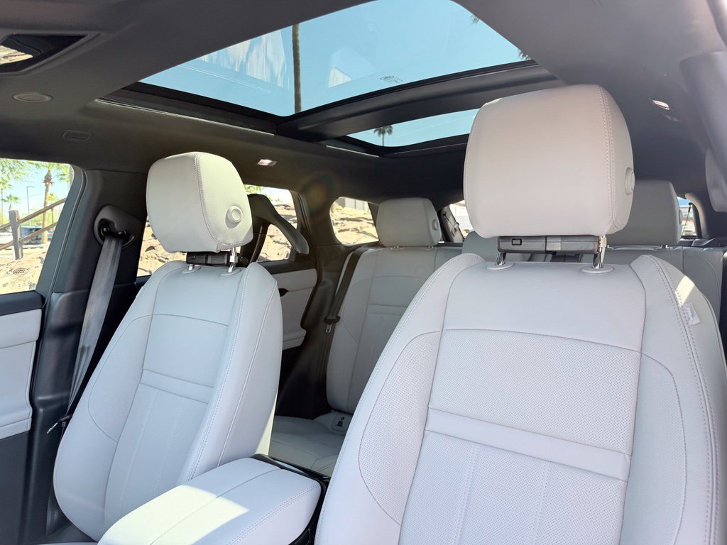 New 2026 Land Rover Range Rover Evoque S AWD/4WD image 6