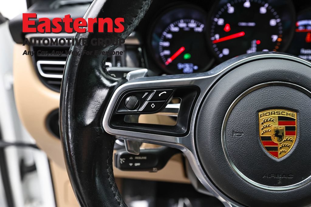 Used 2021 Porsche Macan AWD/4WD image 15