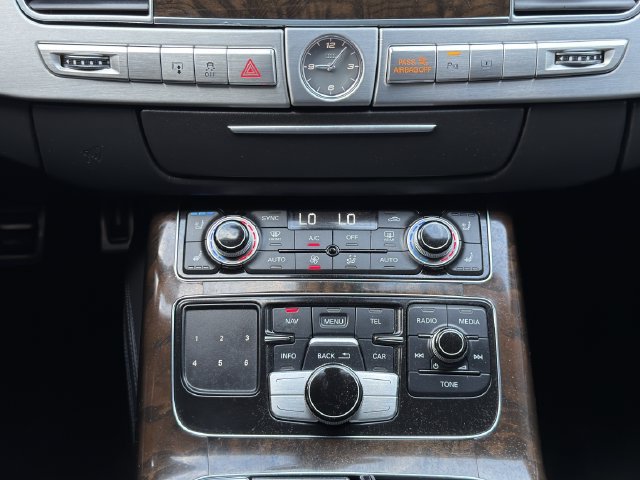Used 2013 Audi S8 AWD/4WD image 22
