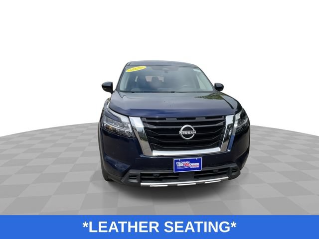 Used 2023 Nissan Pathfinder SL AWD/4WD image 4