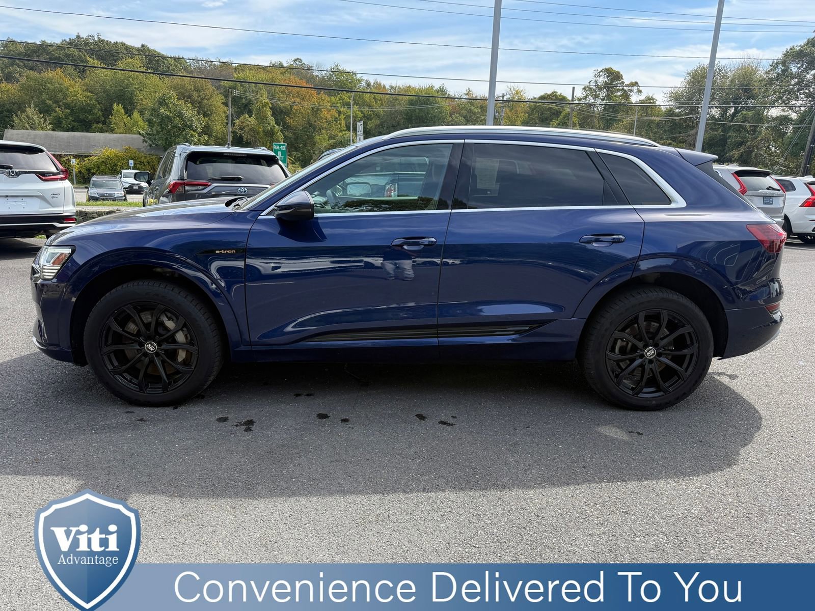 Used 2021 Audi e-tron Premium image 5