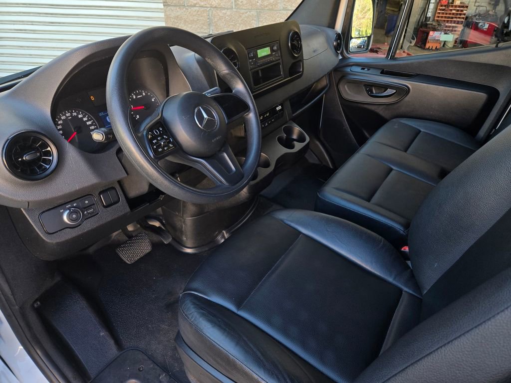 Used 2023 Mercedes-Benz Sprinter 144 Cargo image 12
