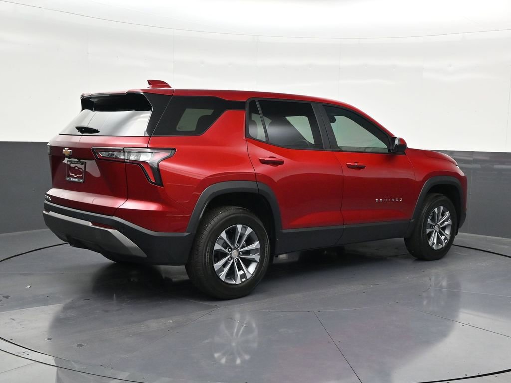 Used 2026 Chevrolet Equinox LT FWD image 5