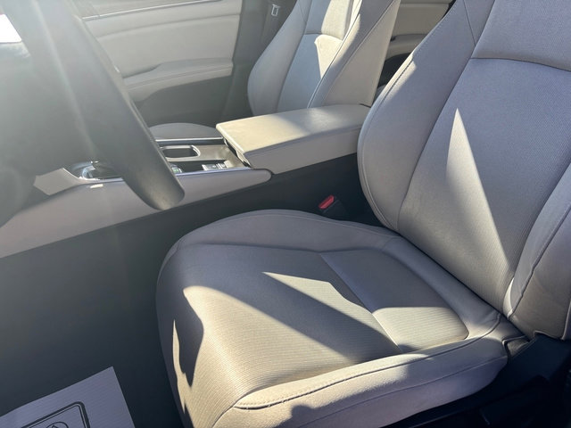 Used 2019 Honda Accord LX image 12