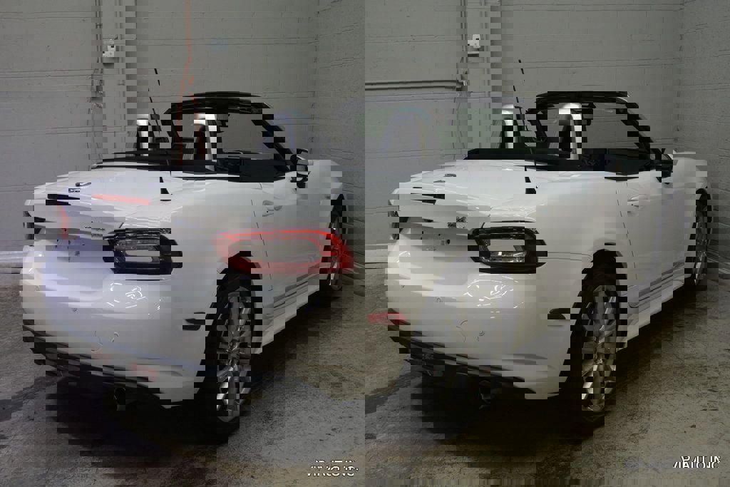 Used 2017 FIAT 124 Spider Lusso image 8