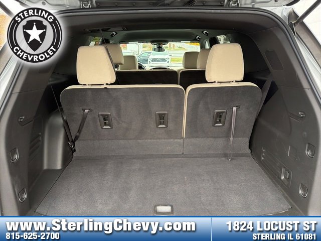 Used 2023 Chevrolet Traverse LS w/ Safety Package image 13