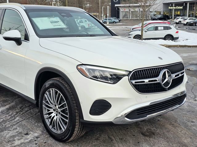 New 2026 Mercedes-Benz GLC 300 GLC 300 image 2