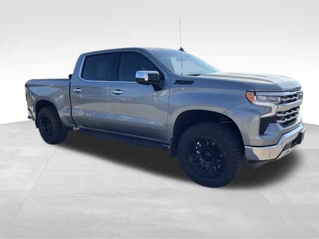 Used 2026 Chevrolet Silverado 1500 LTZ AWD/4WD image 7