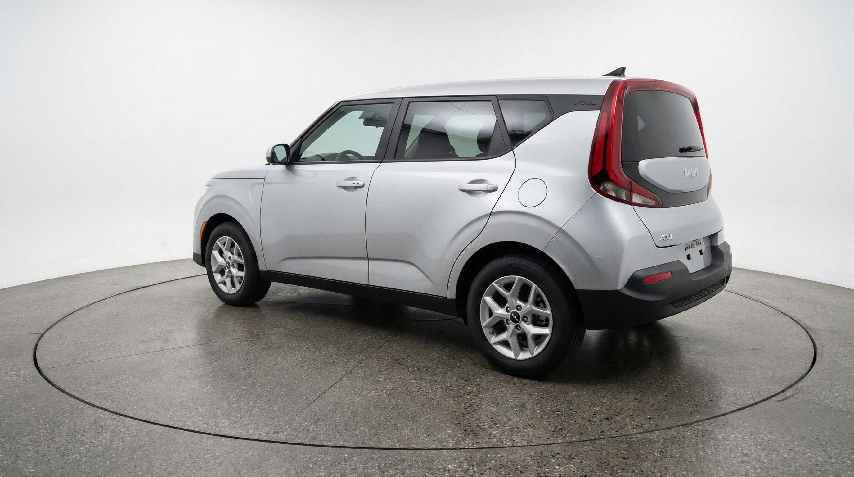 Used 2025 Kia Soul LX w/ LX Technology Package image 6