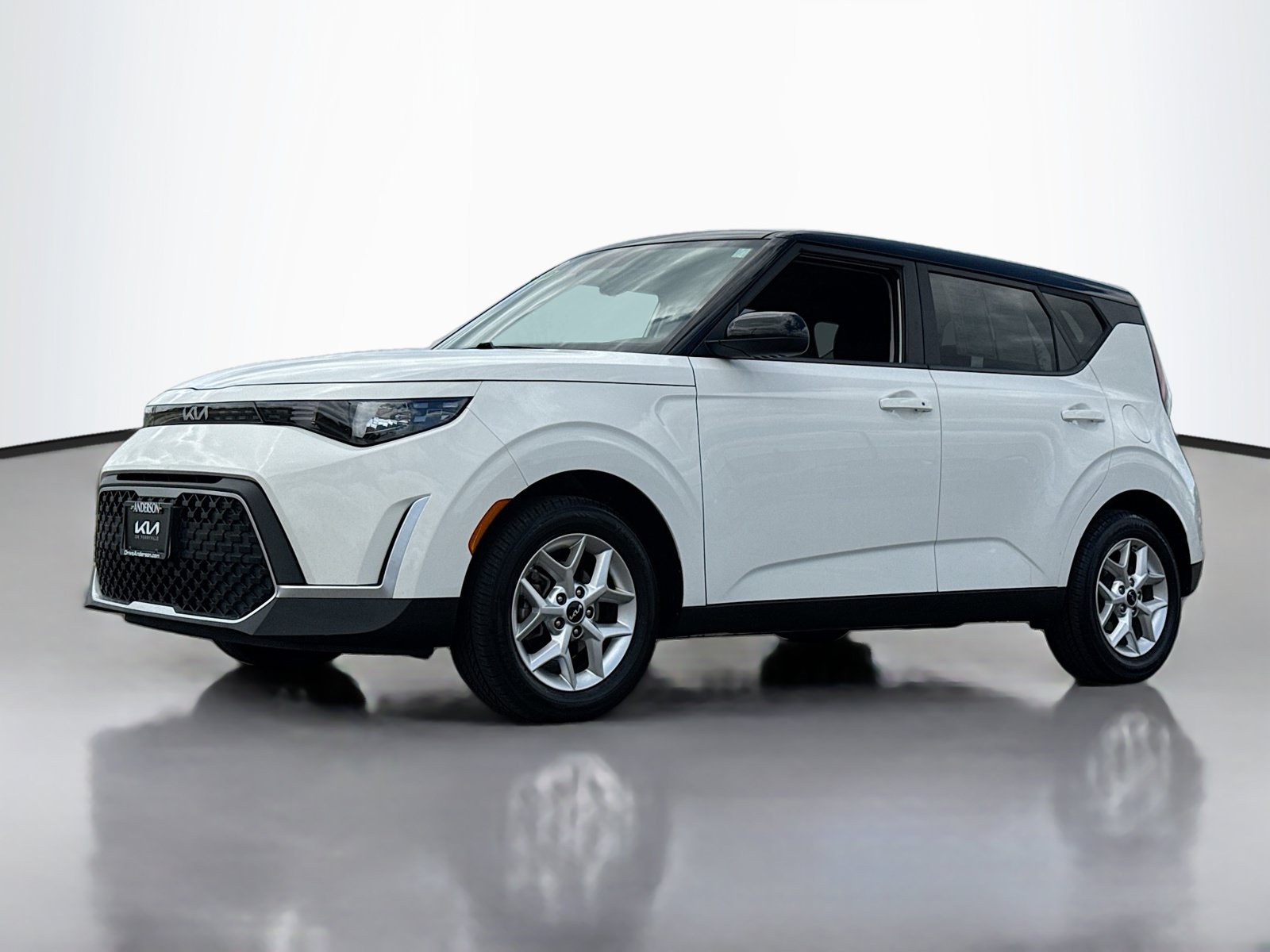 Used 2023 Kia Soul S FWD image 11