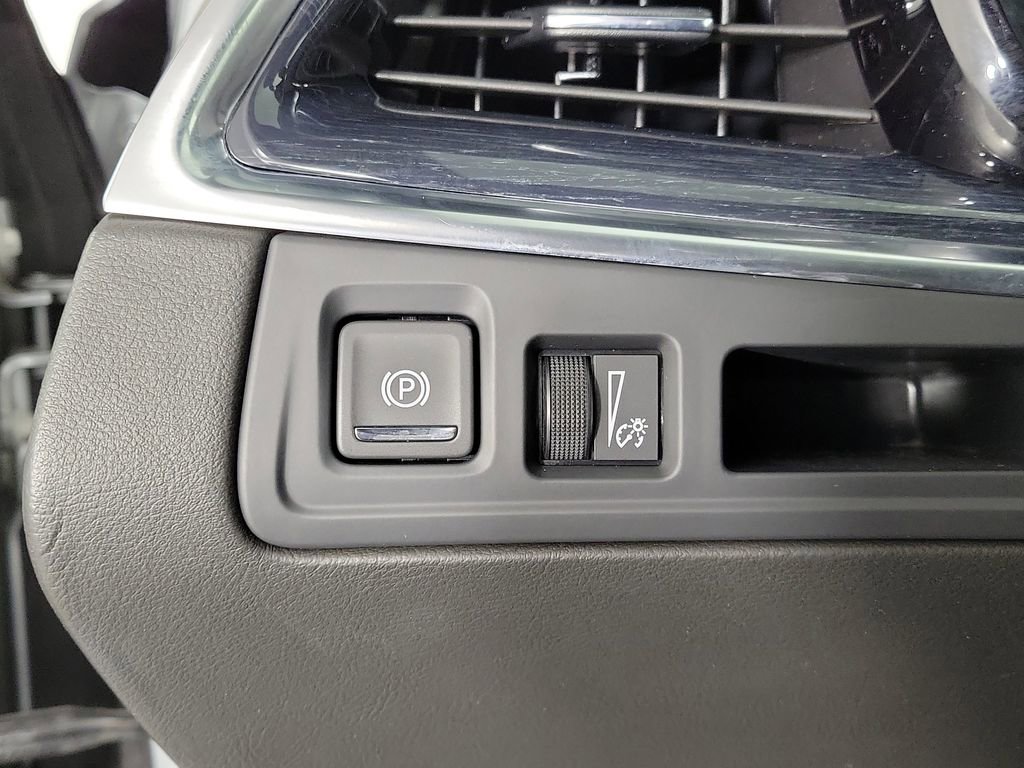 Certified 2024 Cadillac XT5 Premium Luxury image 31