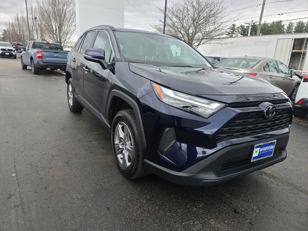 Used 2024 Toyota RAV4 XLE w/ Convenience Package image 11