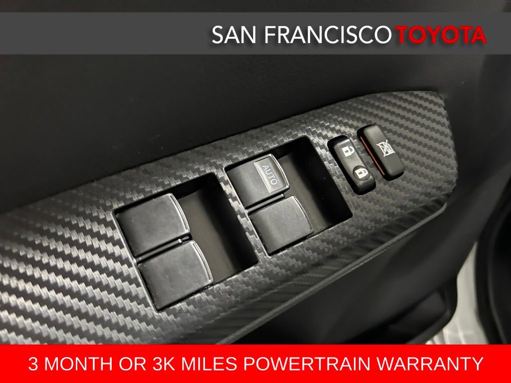 Used 2015 Toyota RAV4 XLE image 35