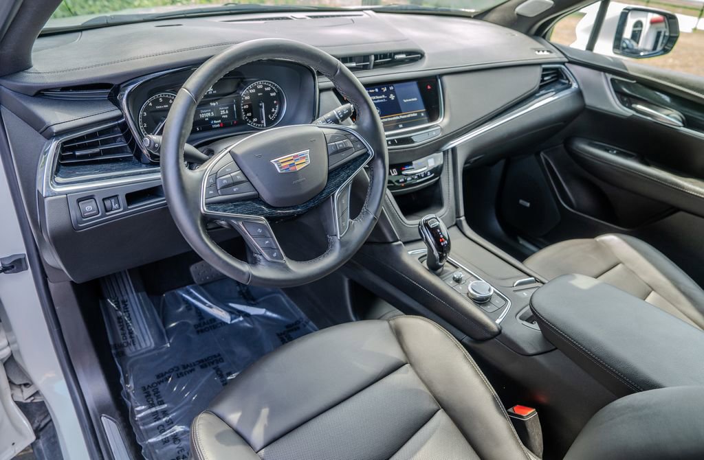 Used 2024 Cadillac XT5 Premium Luxury FWD image 4