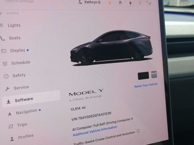 Used 2026 Tesla Model Y 2WD image 9