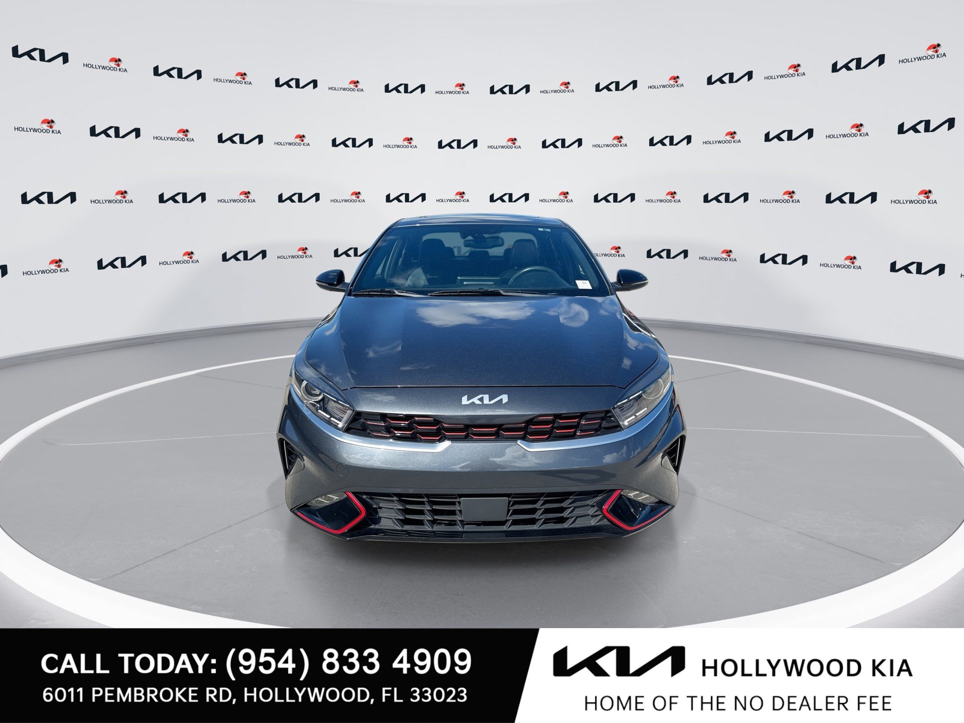 Used 2023 Kia Forte GT-Line w/ GT-Line Premium Package FWD image 3