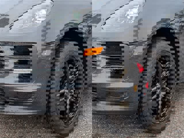 Used 2021 Porsche Macan S w/ Premium Package image 11