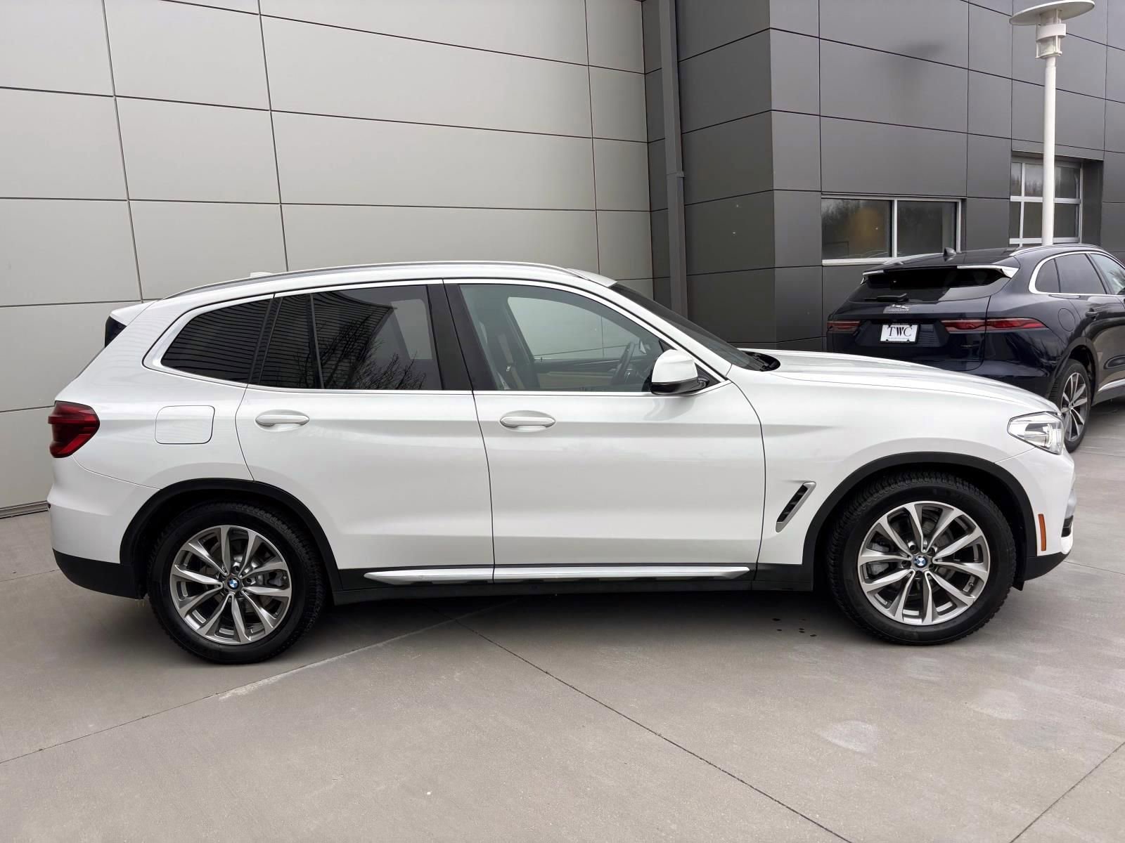 Used 2019 BMW X3 xDrive30i w/ Convenience Package AWD/4WD image 4