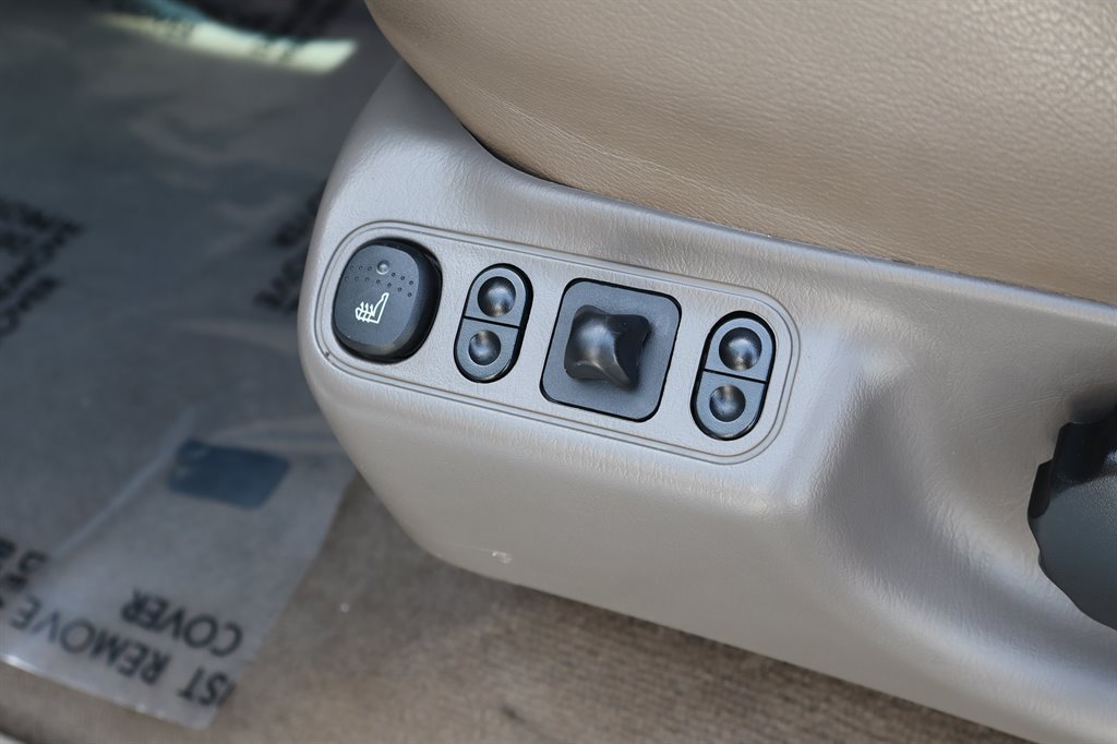 Used 2004 Ford Excursion Eddie Bauer AWD/4WD image 37