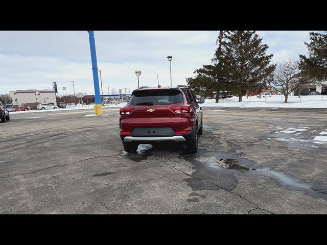 Used 2024 Chevrolet TrailBlazer LT w/ LT Cold Weather Package AWD/4WD image 8
