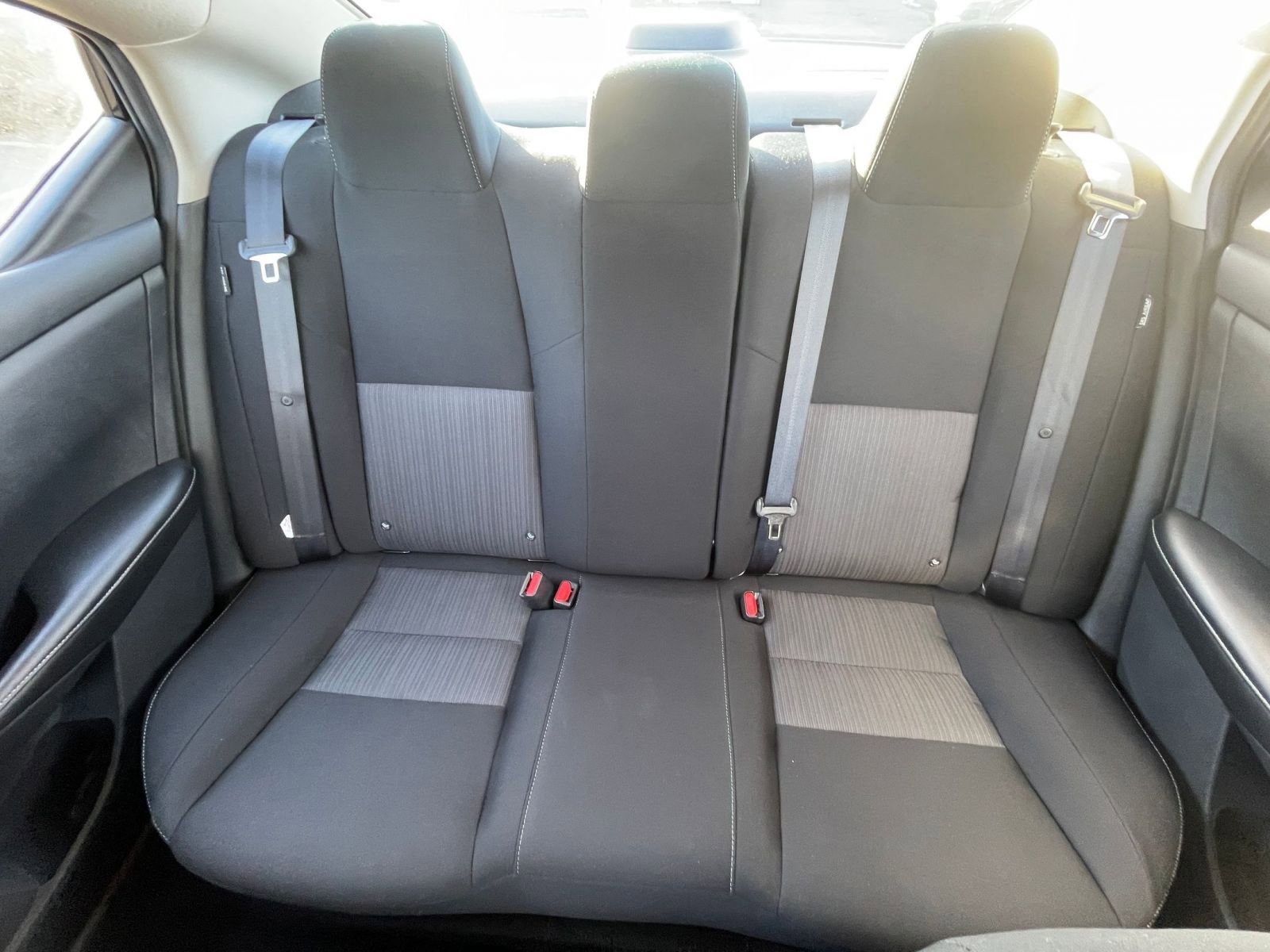 Used 2025 Nissan Sentra SV image 38