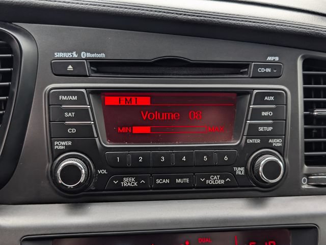 Used 2012 Kia Optima EX FWD image 28