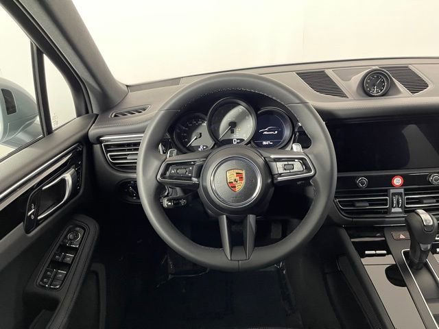 New 2025 Porsche Macan S image 39