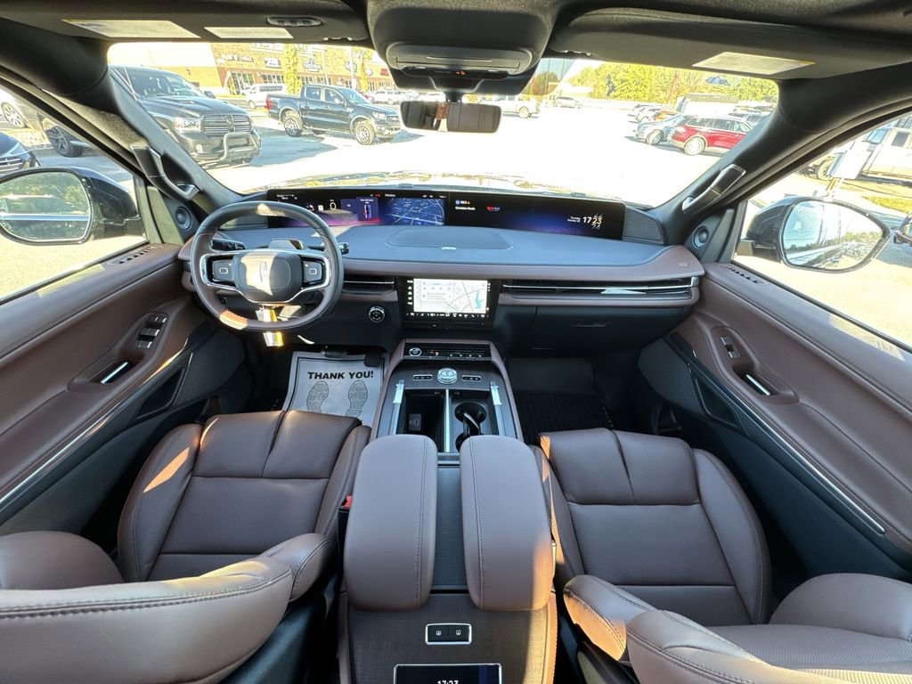 New 2025 Lincoln Navigator Reserve image 21