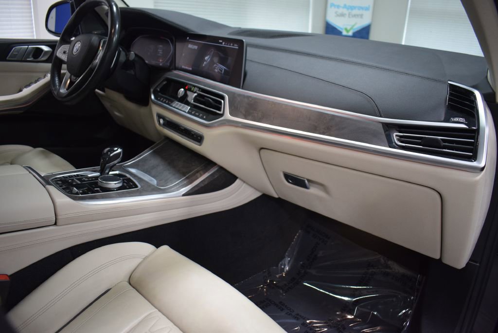 Used 2020 BMW X7 xDrive40i w/ Premium Package image 21