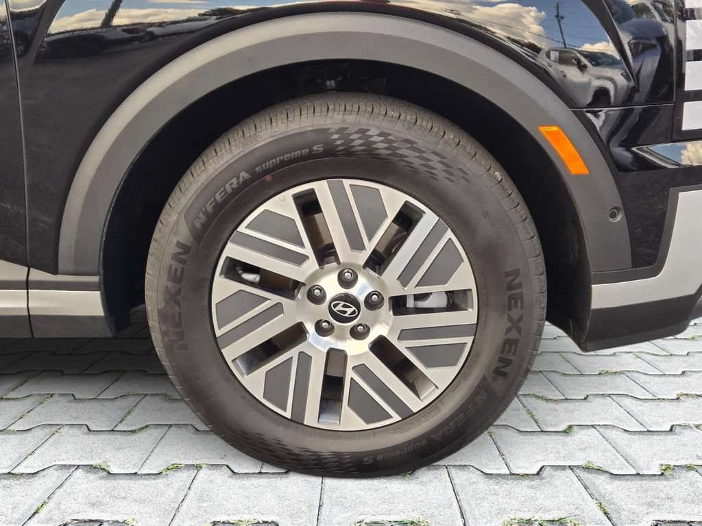 Certified 2026 Hyundai Palisade SEL Premium FWD image 3