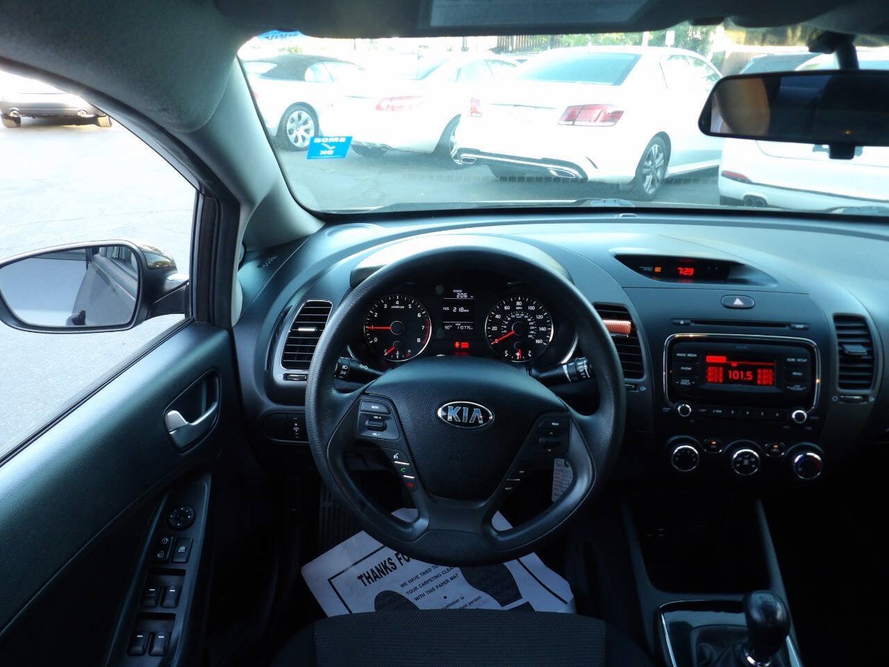Used 2017 Kia Forte LX FWD image 5