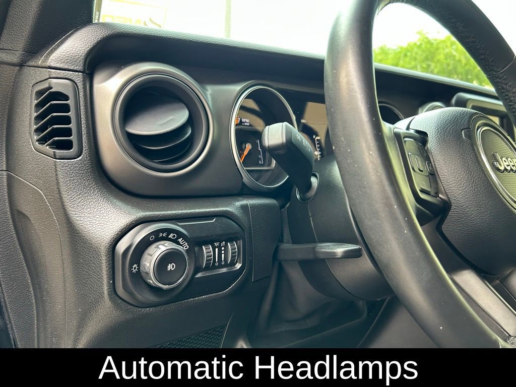 Used 2021 Jeep Wrangler Unlimited Sport AWD/4WD image 17