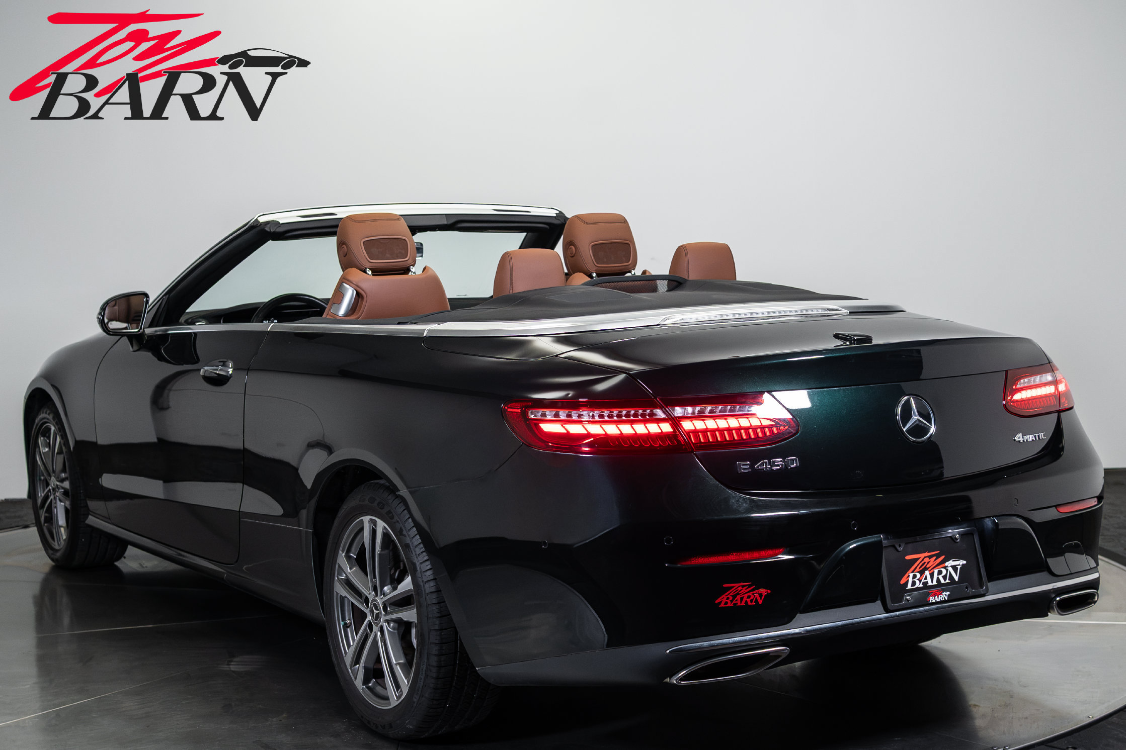 Used 2022 Mercedes-Benz E 450 4MATIC Cabriolet image 3