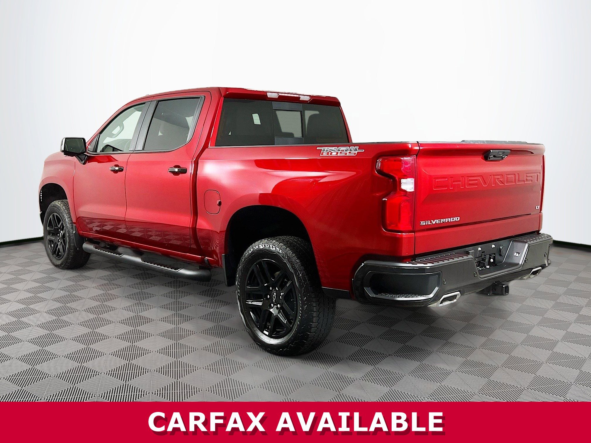 Used 2025 Chevrolet Silverado 1500 LT Trail Boss w/ LT Trail Boss Premium Package image 31