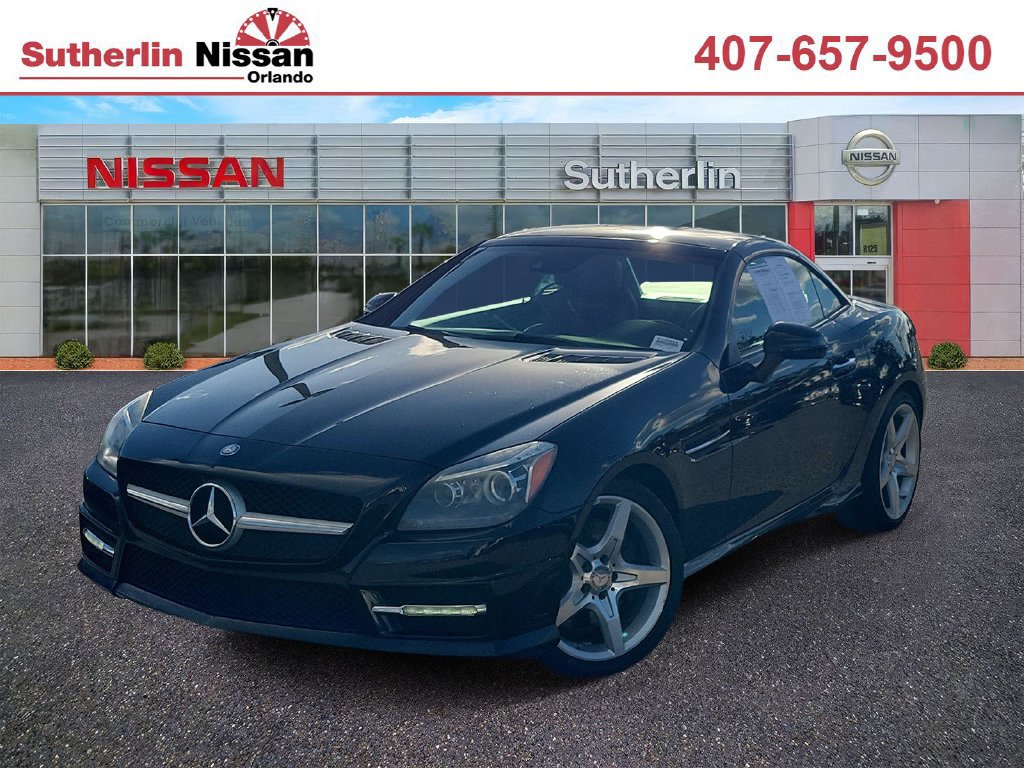 Used 2016 Mercedes-Benz SLK 300 image 1