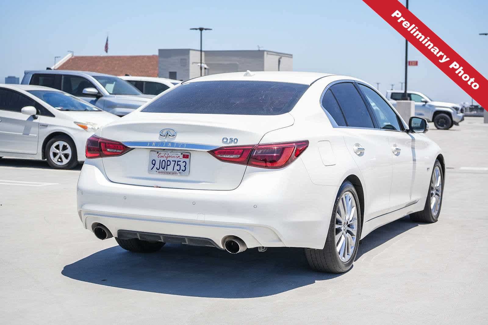 Used 2020 INFINITI Q50 Luxe w/ Essential Package (3.0T Luxe) RWD image 6
