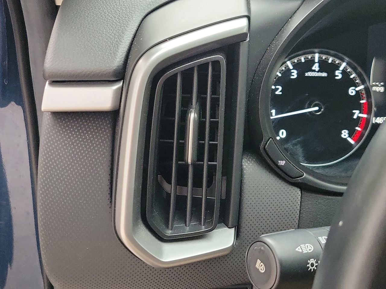 Used 2025 MAZDA CX-50 AWD 2.5 S w/ Premium Package image 31