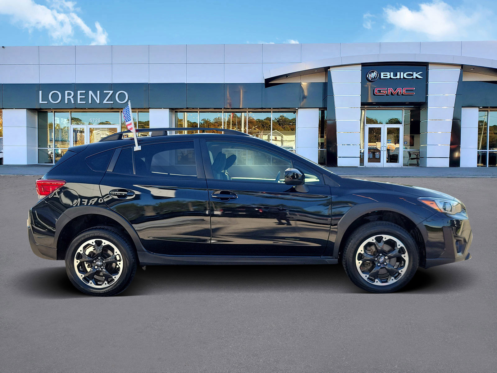 Used 2023 Subaru Crosstrek 2.0i Premium image 4